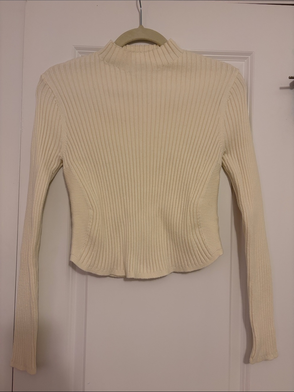 SADIE AND SAGE
Bakery Ribbed Knit Sweater - Picture 3 of 4